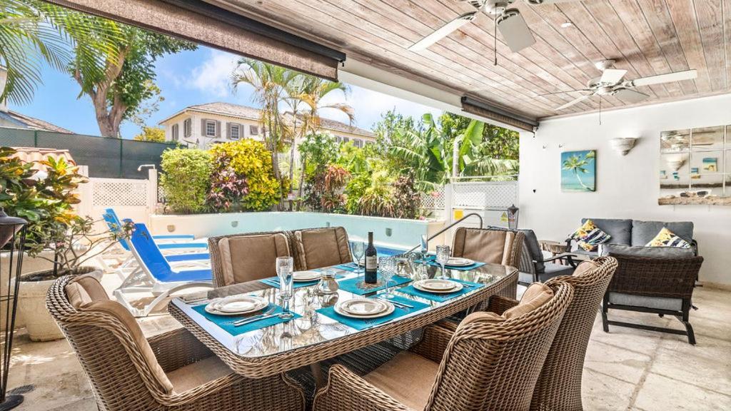 Nanpa, Luxury Family Three Bed Villa, St James West Coast, Private Pool Saint James Bagian luar foto