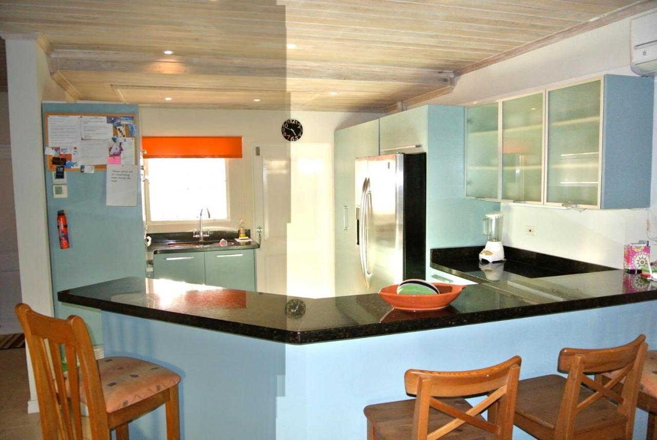 Nanpa, Luxury Family Three Bed Villa, St James West Coast, Private Pool Saint James Bagian luar foto