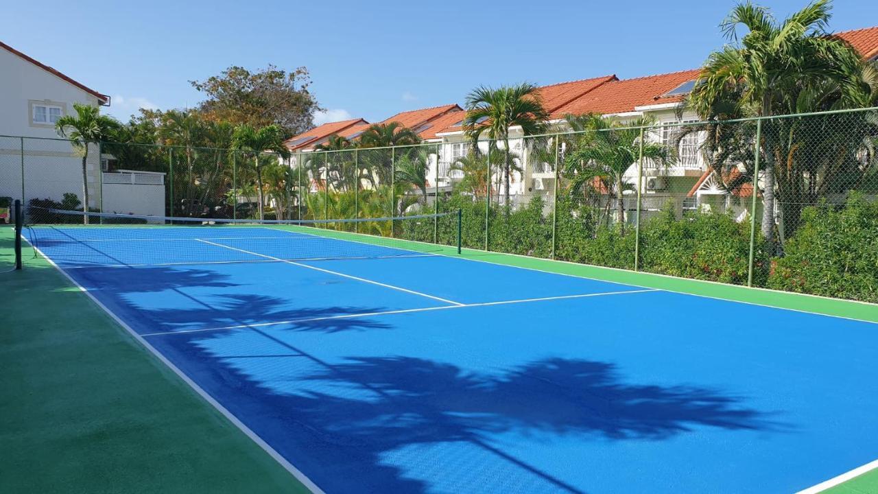 Nanpa, Luxury Family Three Bed Villa, St James West Coast, Private Pool Saint James Bagian luar foto
