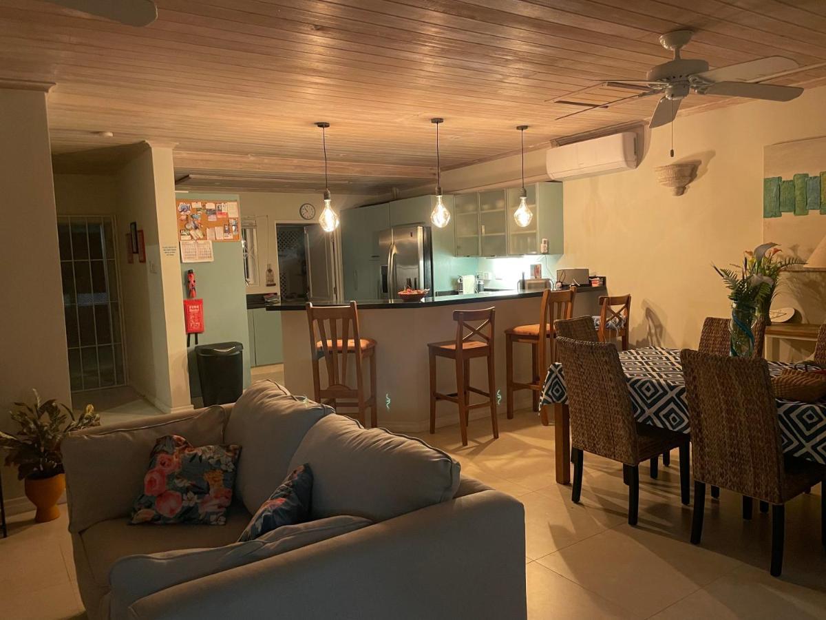 Nanpa, Luxury Family Three Bed Villa, St James West Coast, Private Pool Saint James Bagian luar foto